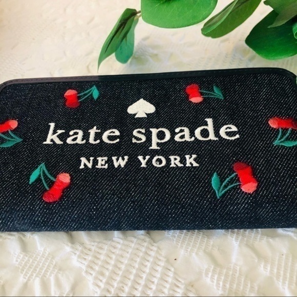 Kate Spade New York Denim Cherry Continental Wallet Zip-Around NWT - Picture 3 of 5